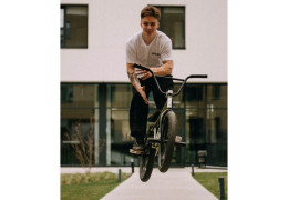 RIDERS PROFILES: VOLODYMYR OLEKSYUK